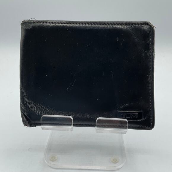 Tumi Men’s Leather Bifold Wallet Slim Billfold, Black - Picture 1 of 9